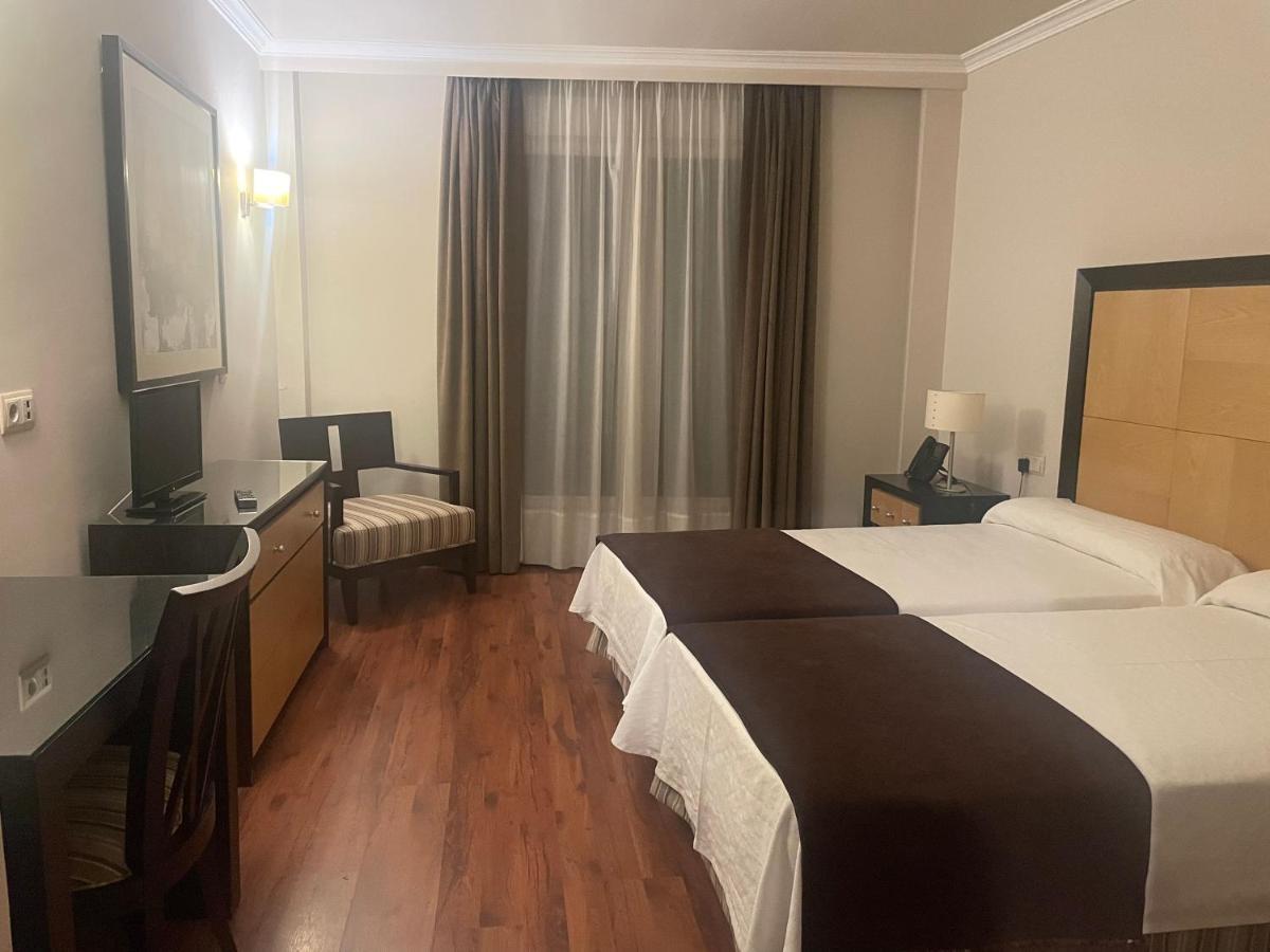 Hotel Las Cabanas Peñaranda de Bracamonte Εξωτερικό φωτογραφία