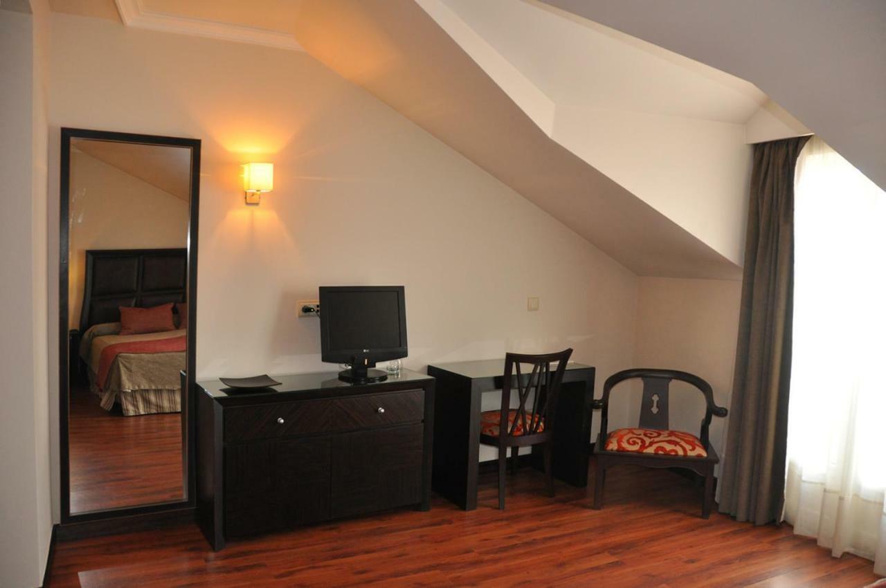 Hotel Las Cabanas Peñaranda de Bracamonte Εξωτερικό φωτογραφία