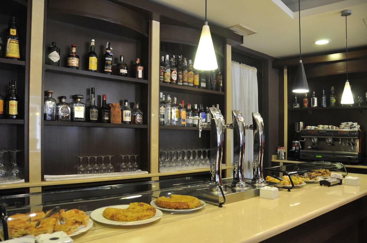 Hotel Las Cabanas Peñaranda de Bracamonte Εξωτερικό φωτογραφία